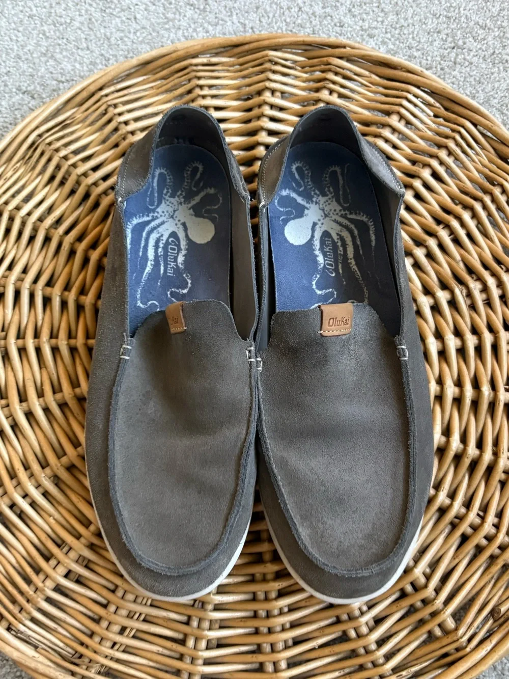 OluKai NaluKai Kala Charcoal Grey Men’s Slip On Suede Loafers Size 11.5